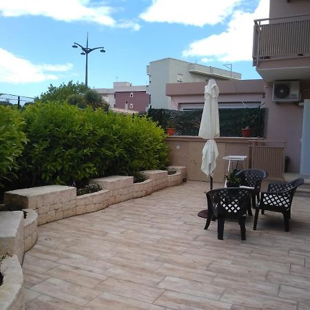 Casa Vacanze Margo' Монополи Экстерьер фото