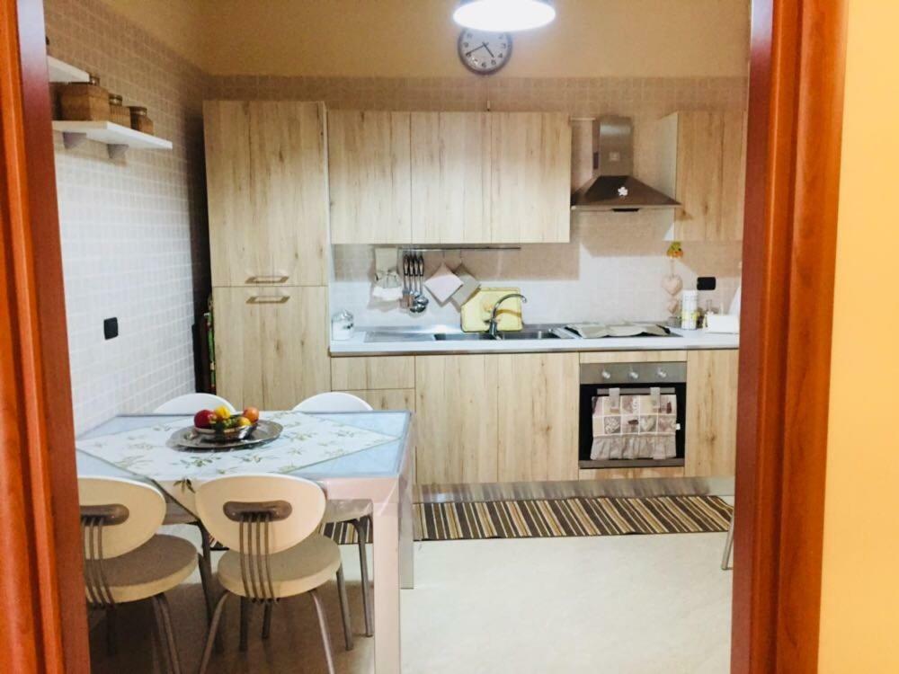 Casa Vacanze Margo' Монополи Экстерьер фото